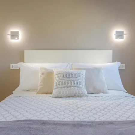 Corso Adriano 13 - I Portici * Módena